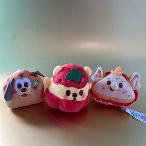 Disney Munchlings Winnie the Pooh Stuffed Pepper, Pluto Cheese Fries, Dumbo PB&J